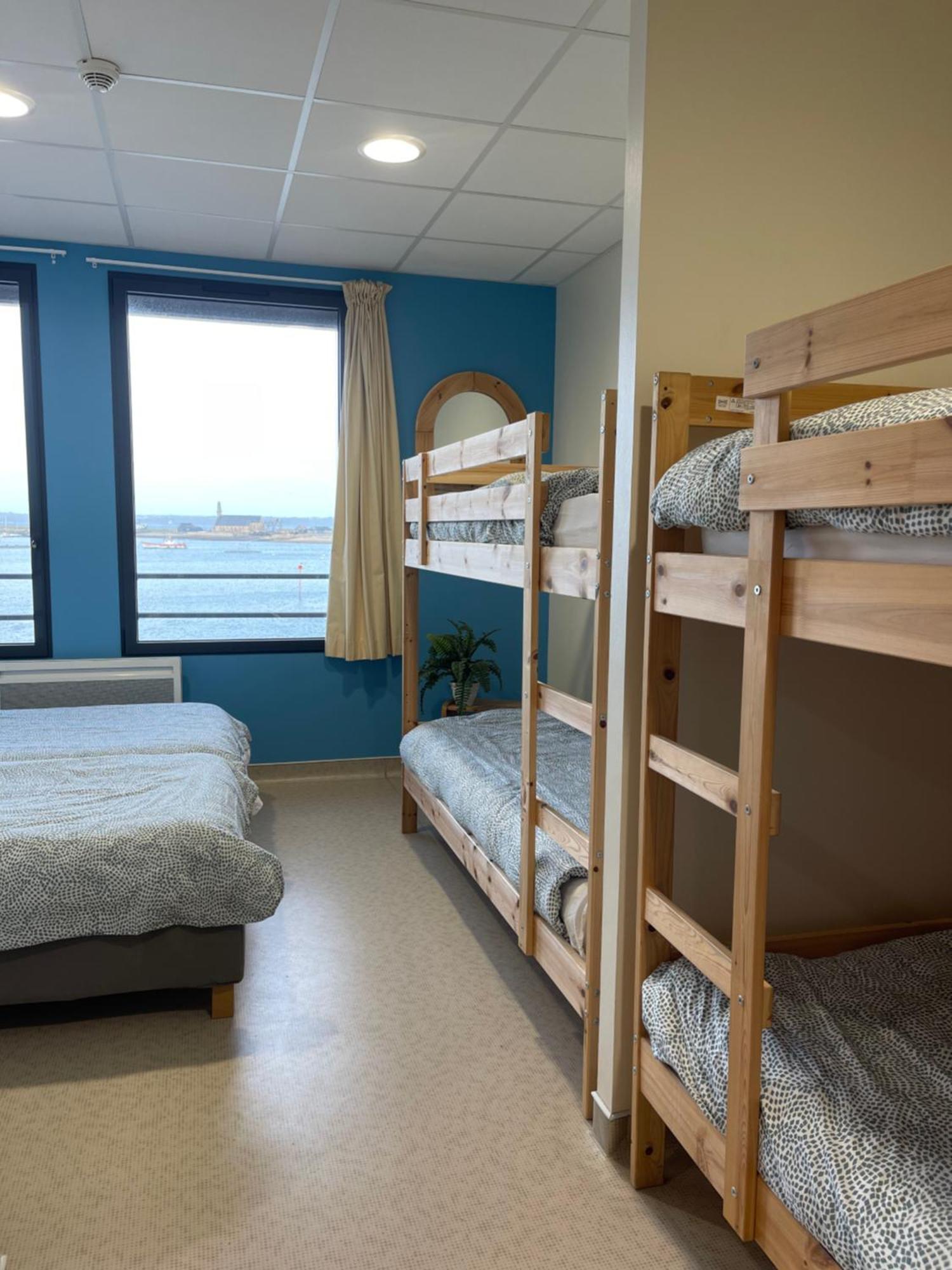 Cllcm - Club Leo Lagrange De Camaret-Sur-Mer Esterno foto